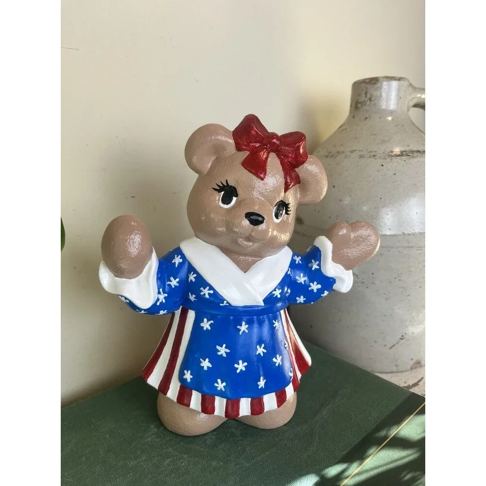 Vintage Ceramic Mold 9" Adorable Hand Painted Mrs USA Patriotic Bear / USA - Picture 3 of 7